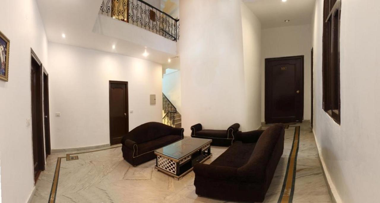 Divyansh Hotel Дармсала Экстерьер фото